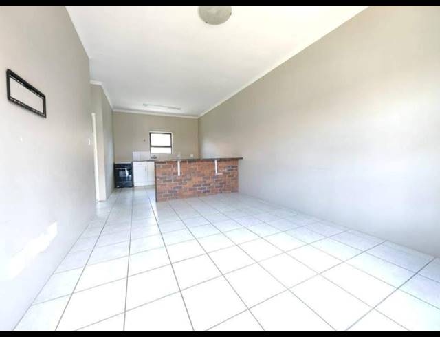 2 BEDROOM APARTMENT TO LET IN TERRA NOVA